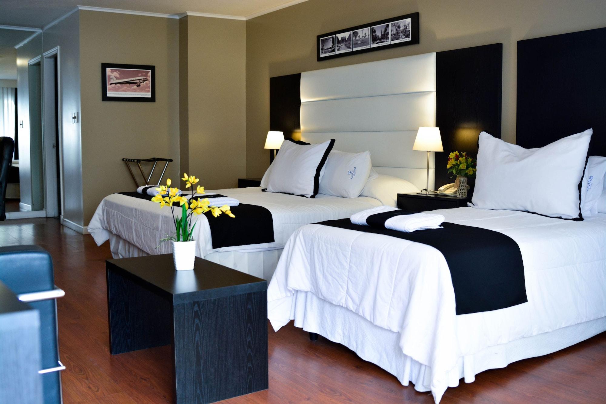 Hotel Pocitos Plaza 4*